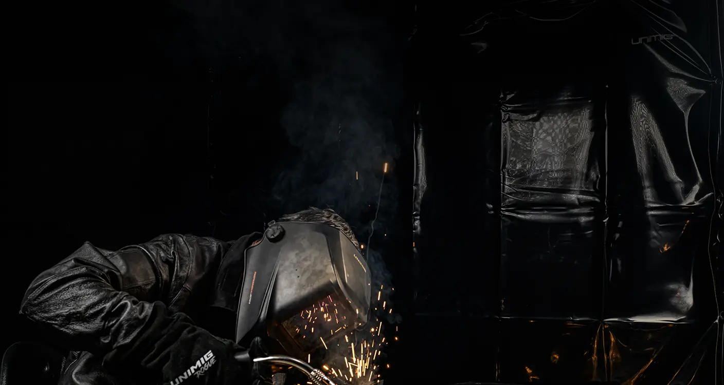 Weldingcurtainandframe 2