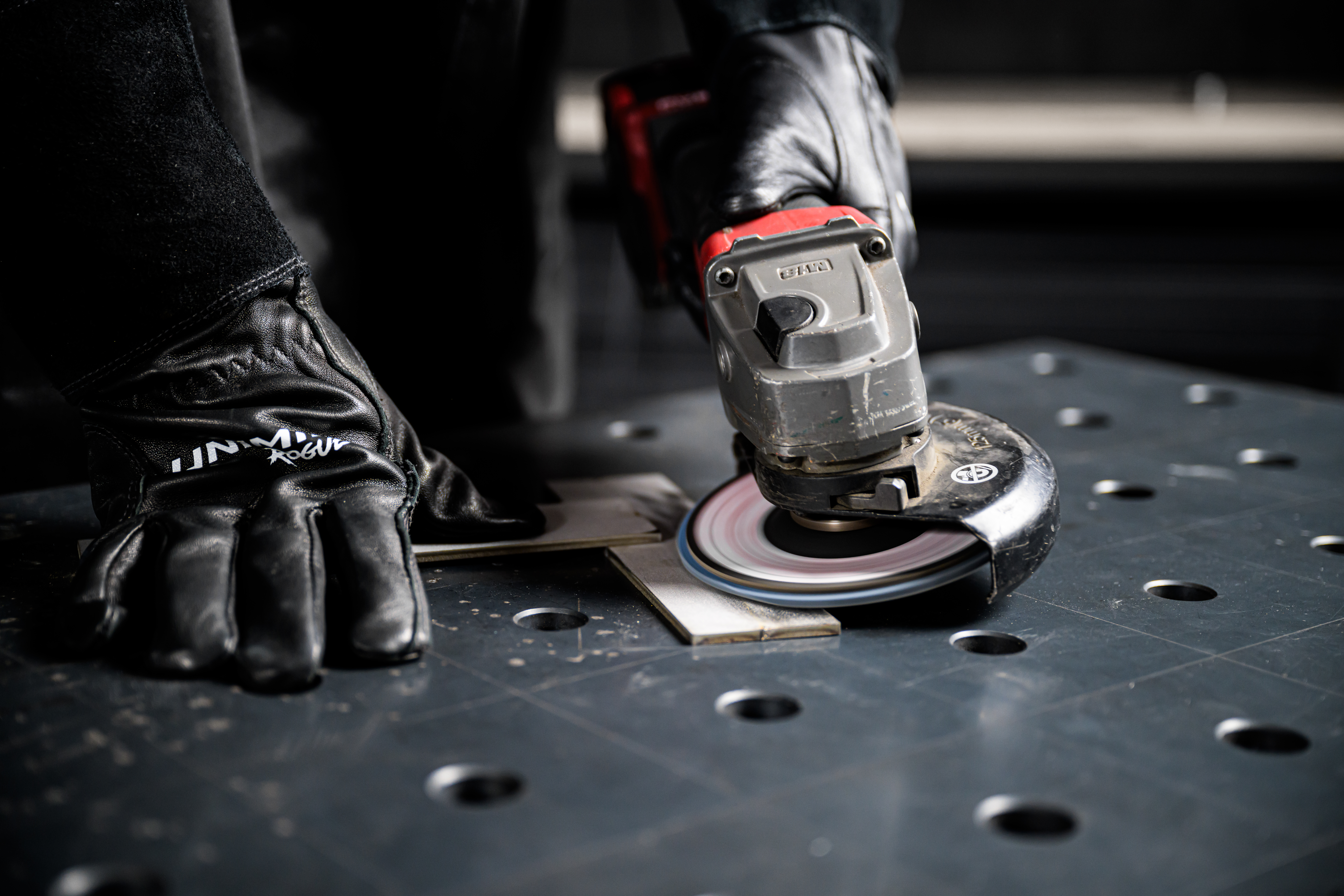 Grinding Metal Clean