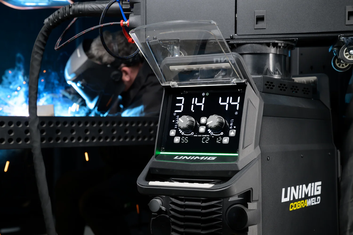 U11675 in Action 6